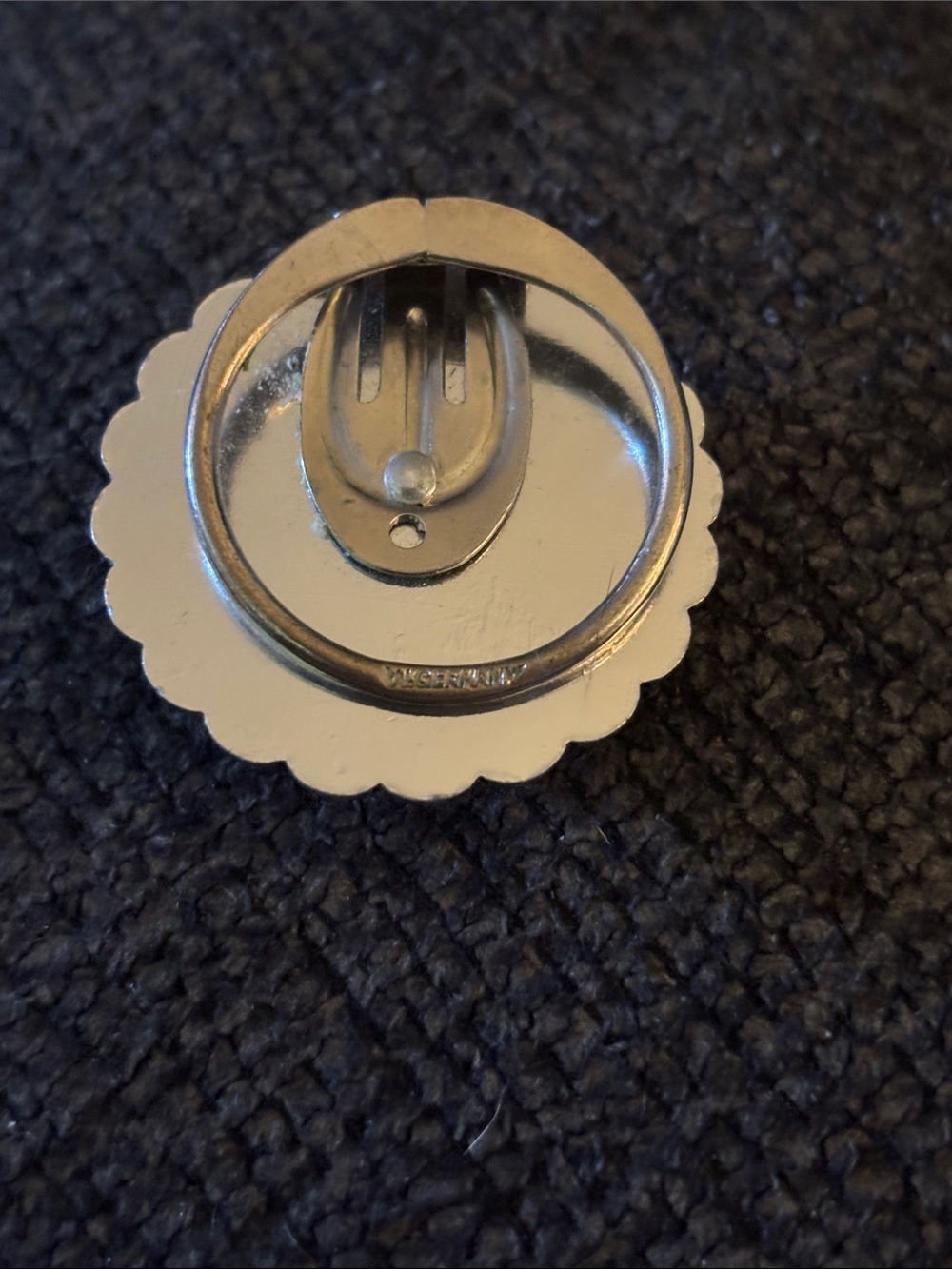West Germany Ornate Round Silver-Tone Filigree Scarf Clip - Picture 2 of 3